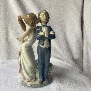 Lladro - Let's Make up!